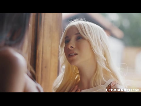 ❤️ A lány néhány hónap után hazajön, és végül a mostohaanyja punciját eszik. ☑ Szép pornó at hu.analizatorkrovi.ru ☑